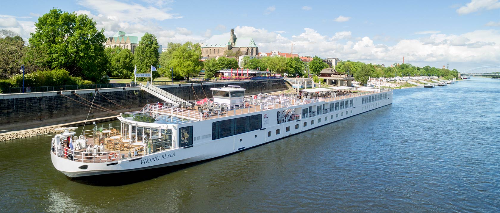 Christmas Along the Elbe